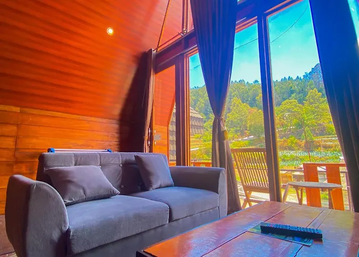 Godieng Cabin